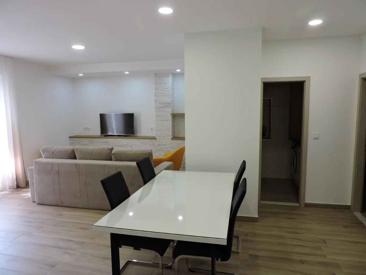 Apartments Lidus Makarska Exterior foto