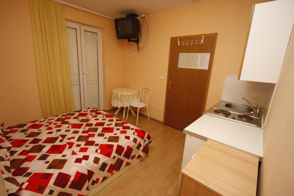 Apartments Lidus Makarska Habitación foto