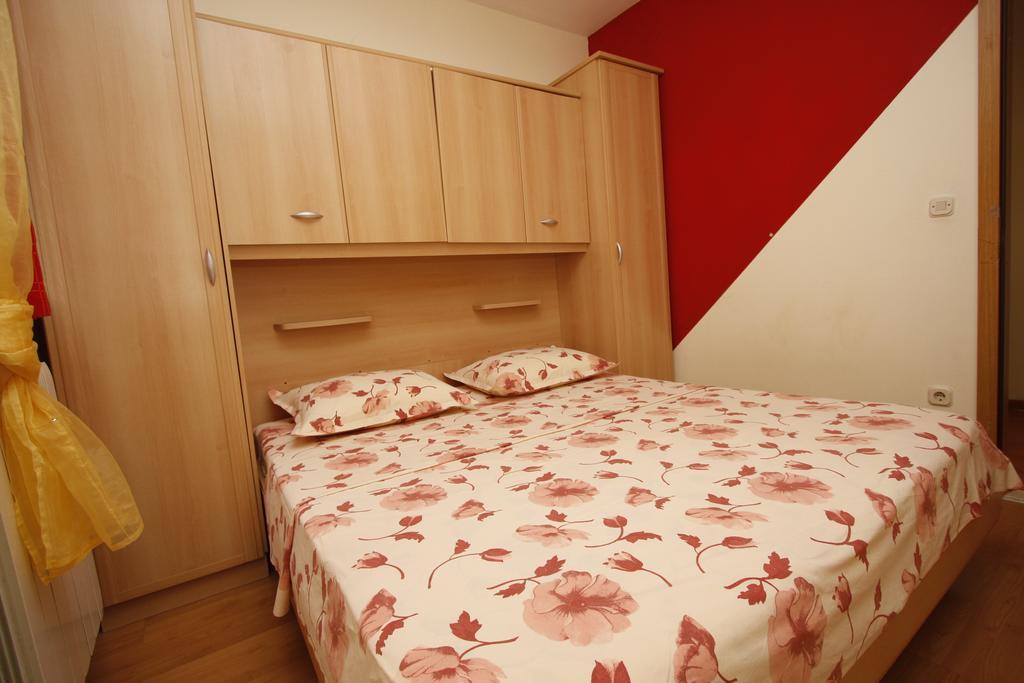 Apartments Lidus Makarska Habitación foto