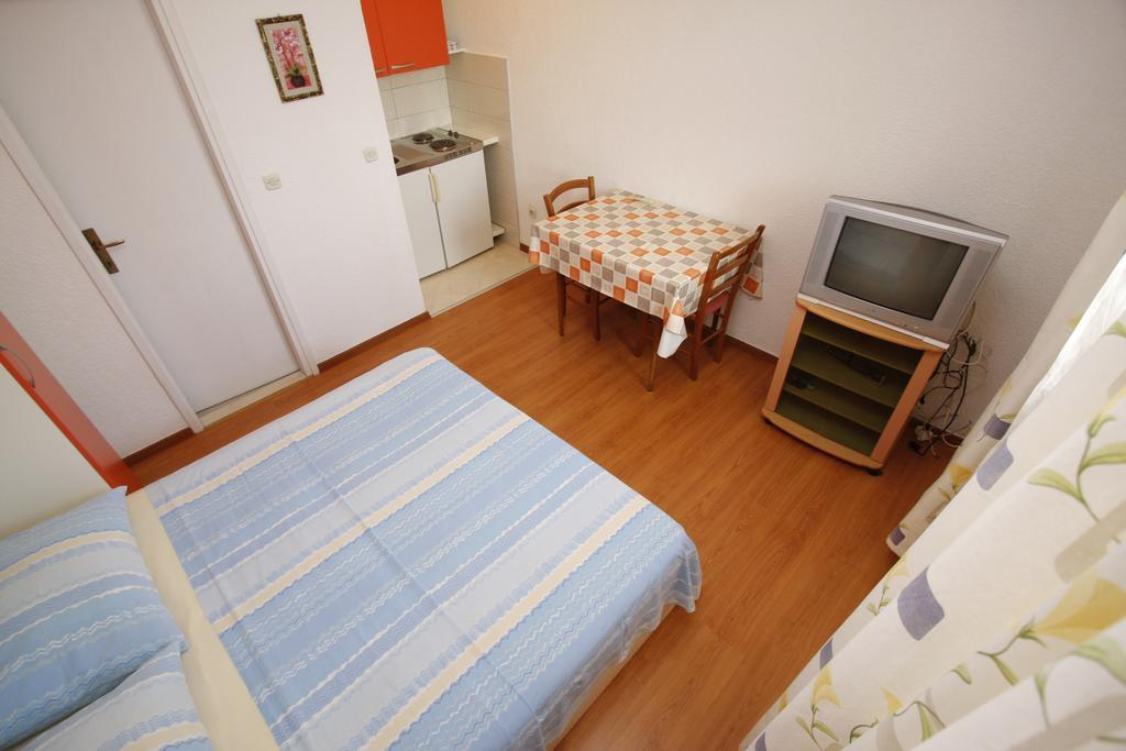 Apartments Lidus Makarska Habitación foto
